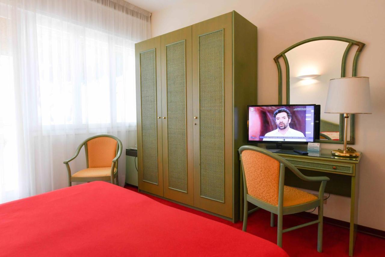 Hotel Majestic Lido di Jesolo Luaran gambar