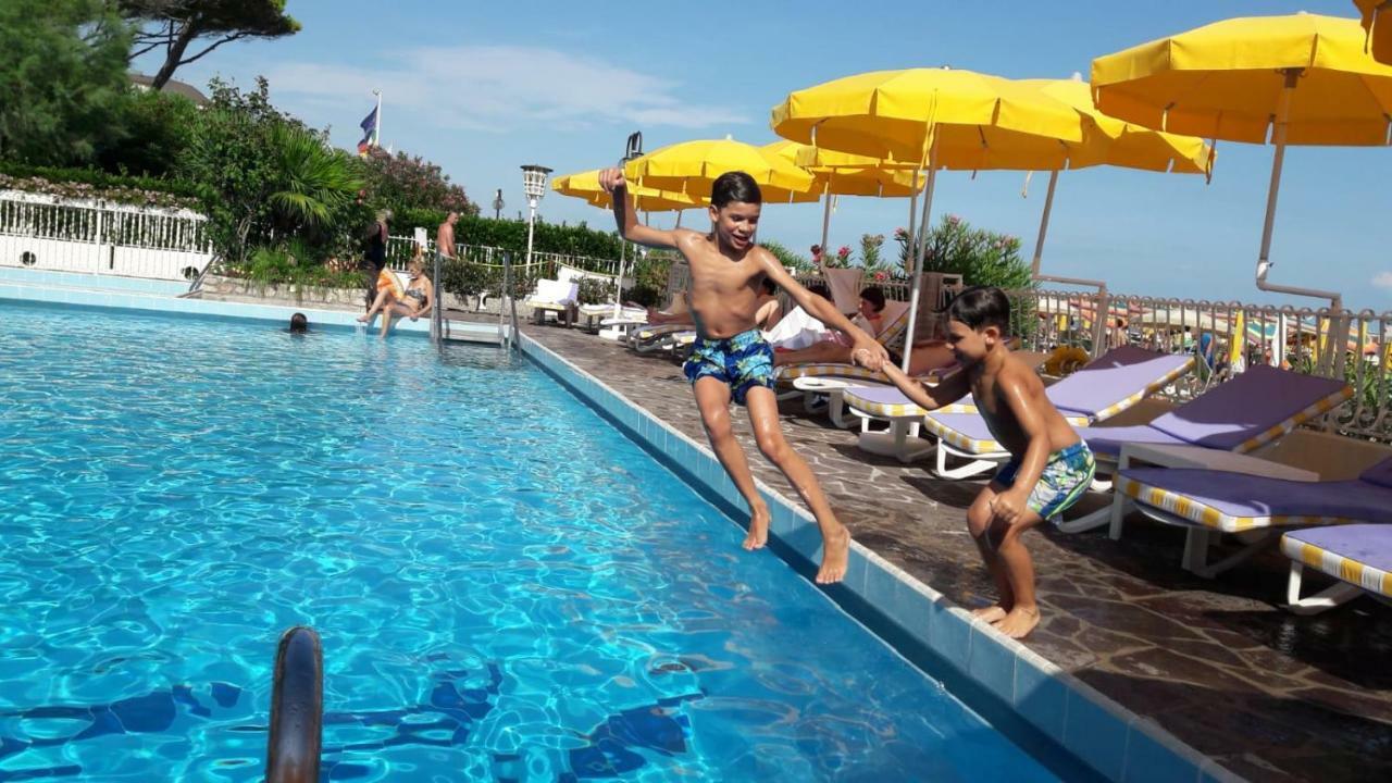 Hotel Majestic Lido di Jesolo Luaran gambar